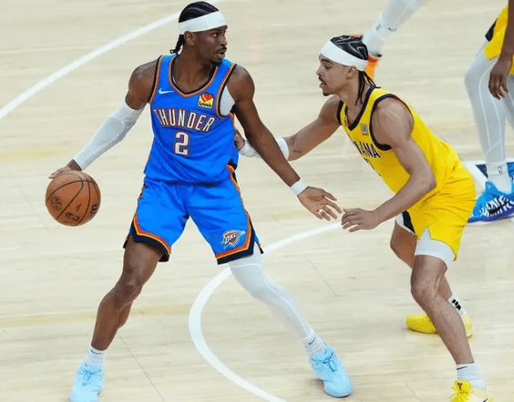 关于NBA球员强烈抗议裁判判罚挑起球场骚乱的信息