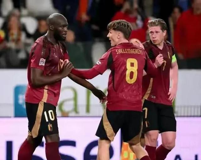 aoa体育馆-关于荷兰队在欧预赛中遭遇惨败，球迷震惊万分的信息