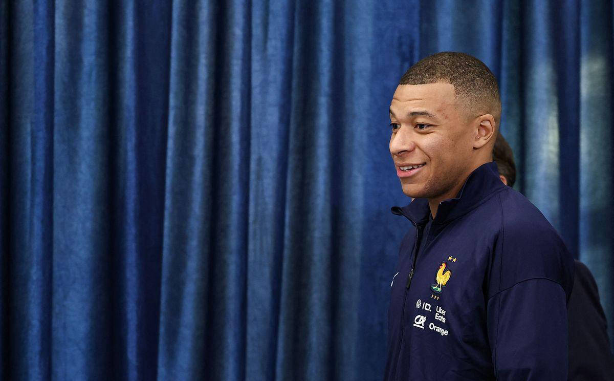 法国队实力强劲,豪取四连胜 法国队实力强劲,豪取四连胜