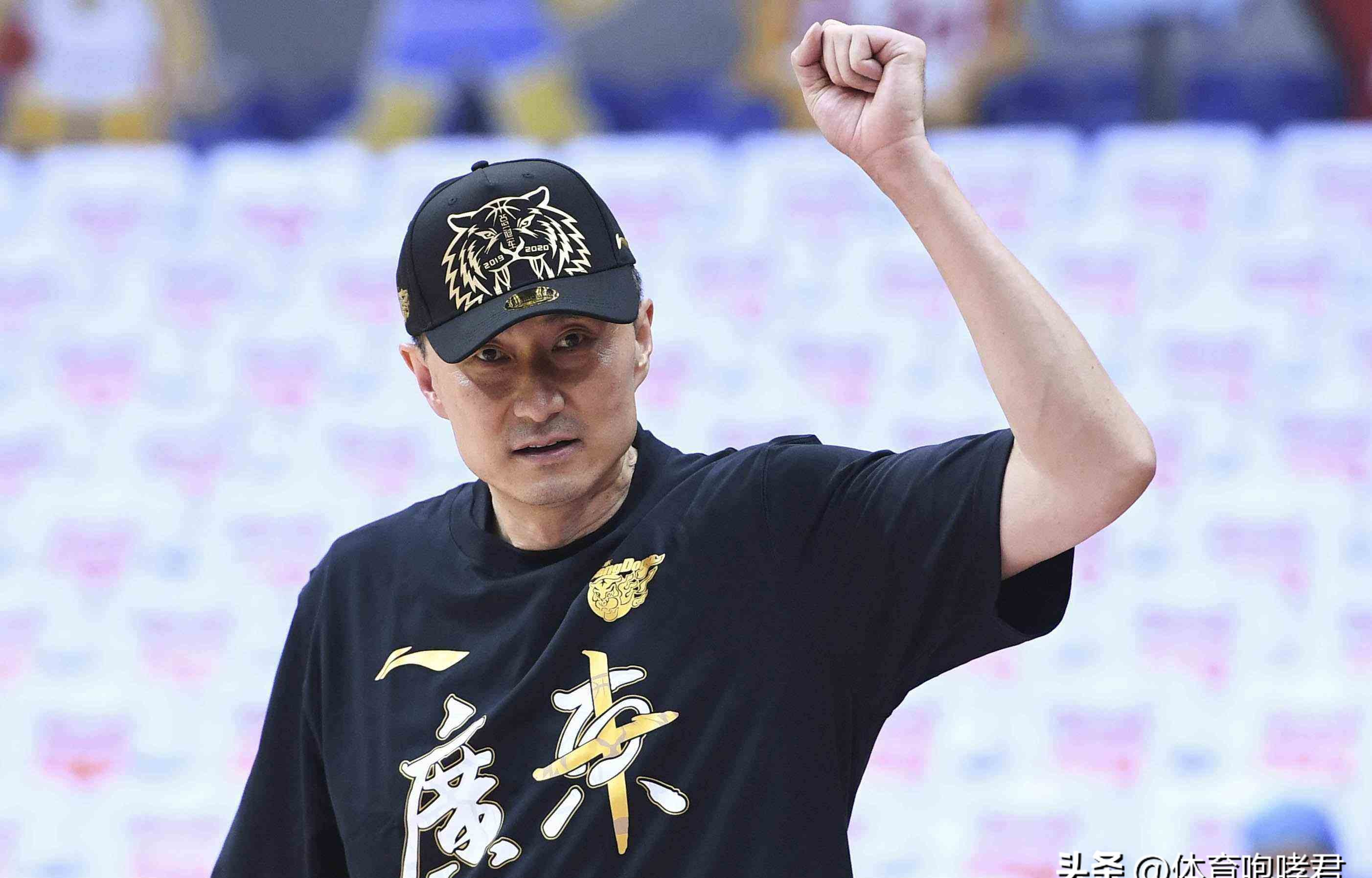 全力以赴,助力球队率先突破对手防线! 全力以赴,助力球队率先突破对手防线!