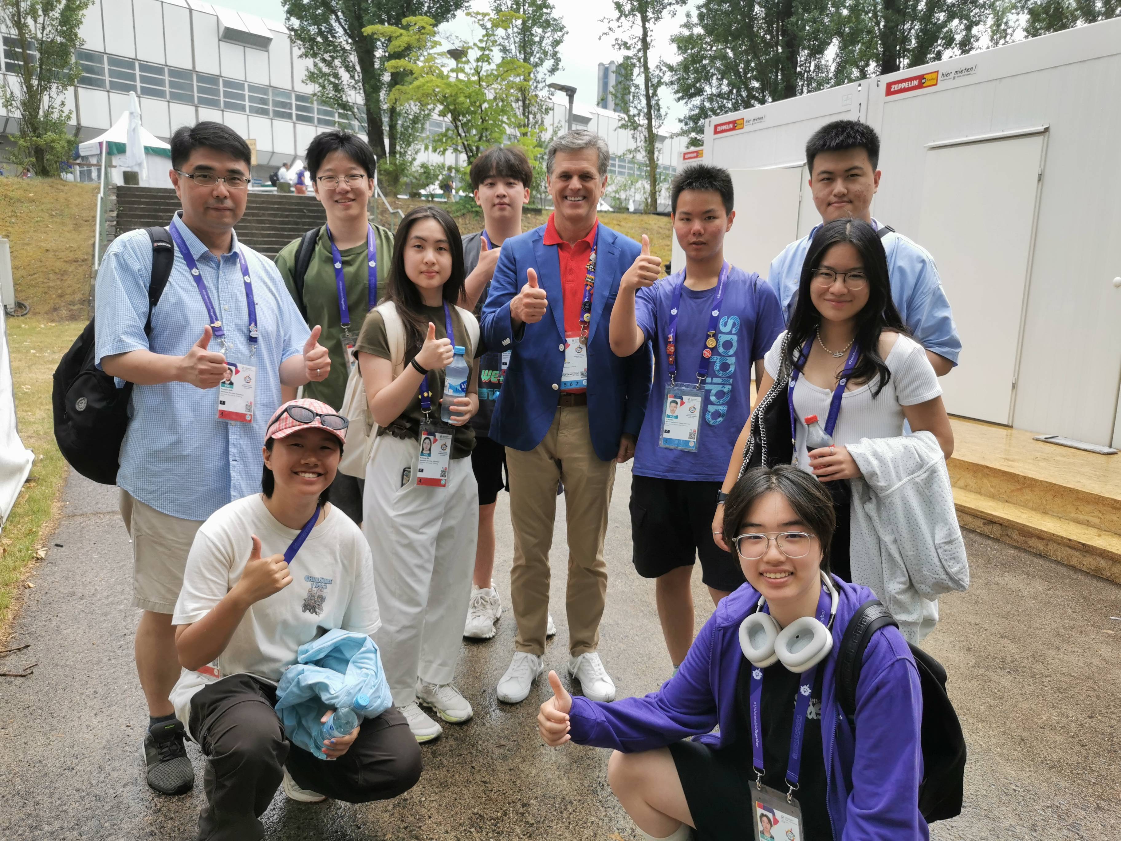 aoa体育馆-关于世界各地代表团交流合作，赛场火热的信息