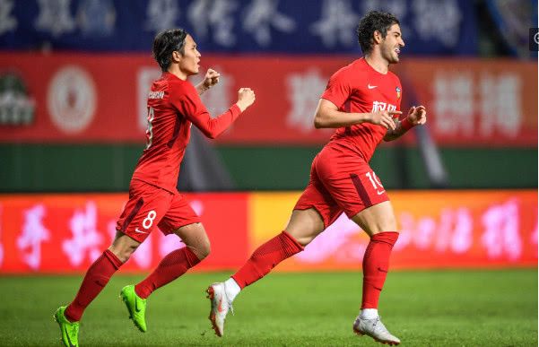 富力客场战平华夏幸福，积分榜排名稳定的简单介绍