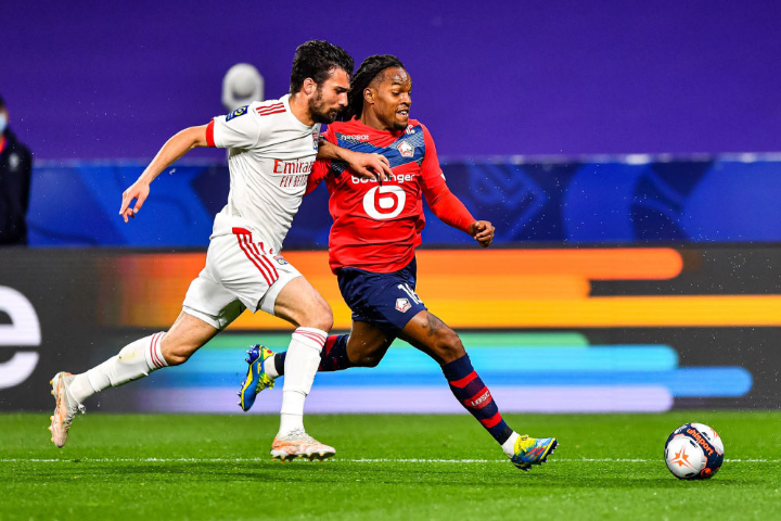 aoa体育官网-摩纳哥逆袭击败卫冕冠军马赛，士气大振